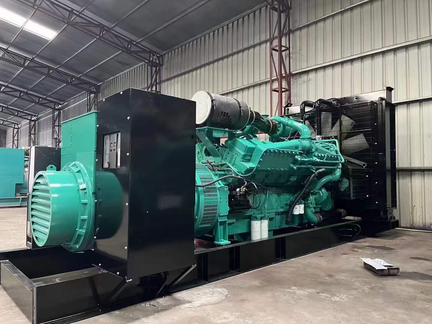 西宁如何降低 800kW 柴油发电机输出电流的波动？