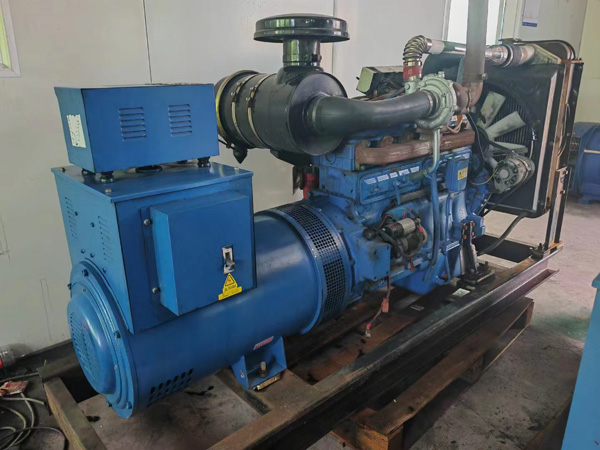 西宁100kW柴油发电机组使用多级机油有哪些优缺点？