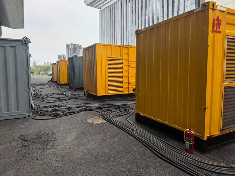 西宁柴油发电机组冬季保养有哪些注意事项？